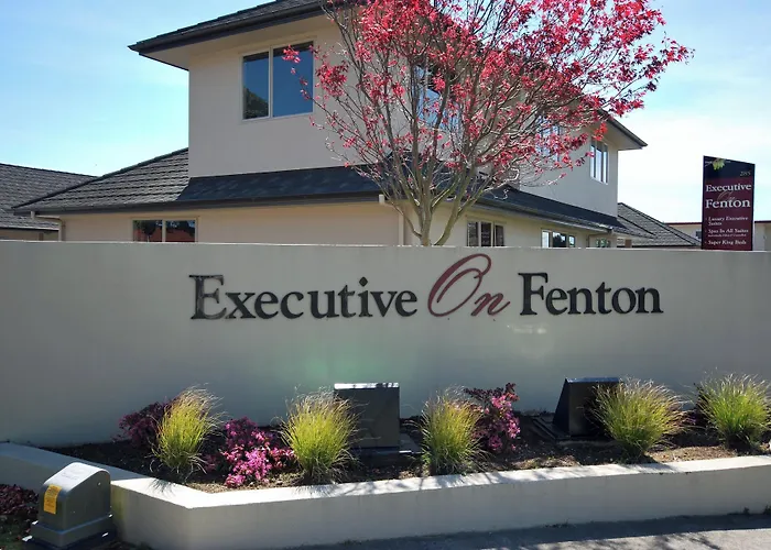 Executive On Fenton Motel 4*